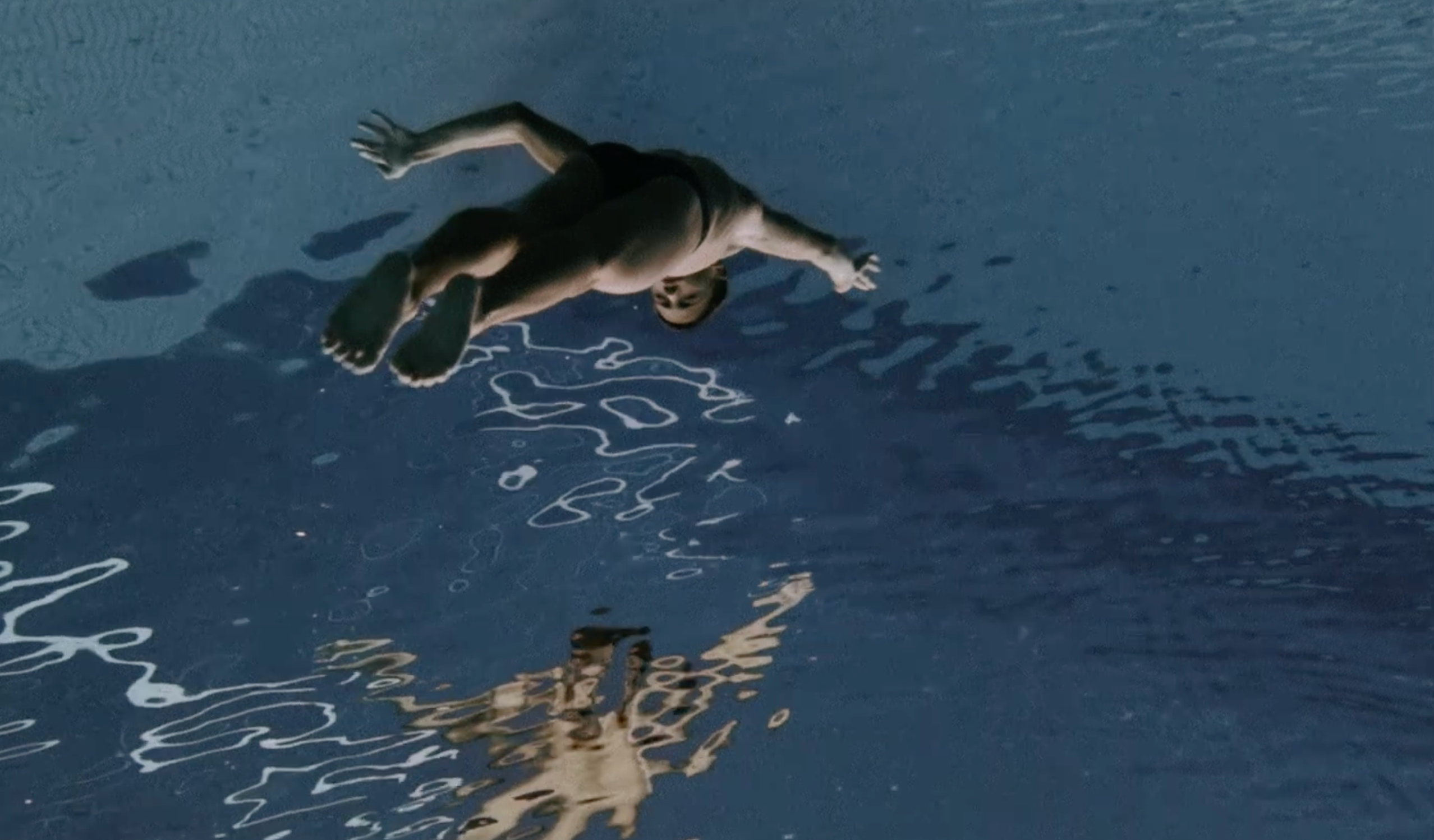 Beltrán-Gonzalez-Luca-Werner-underwater-escapism